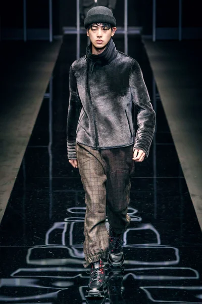 Look 73